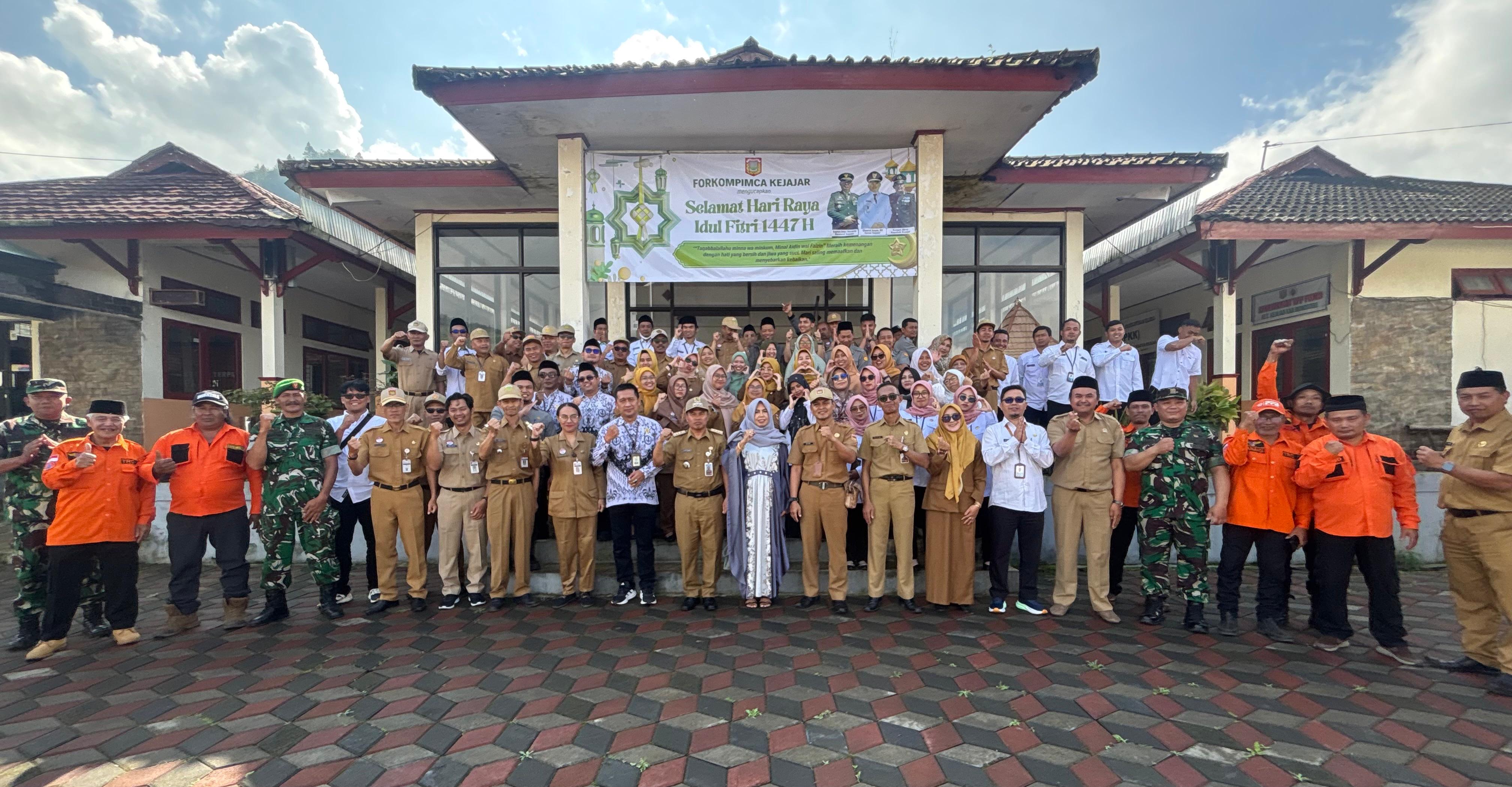 apel-pagi-dan-halal-bihalal-kecamatan-kejajar-pererat-silaturahmi-dan-tingkatkan-kebersamaan