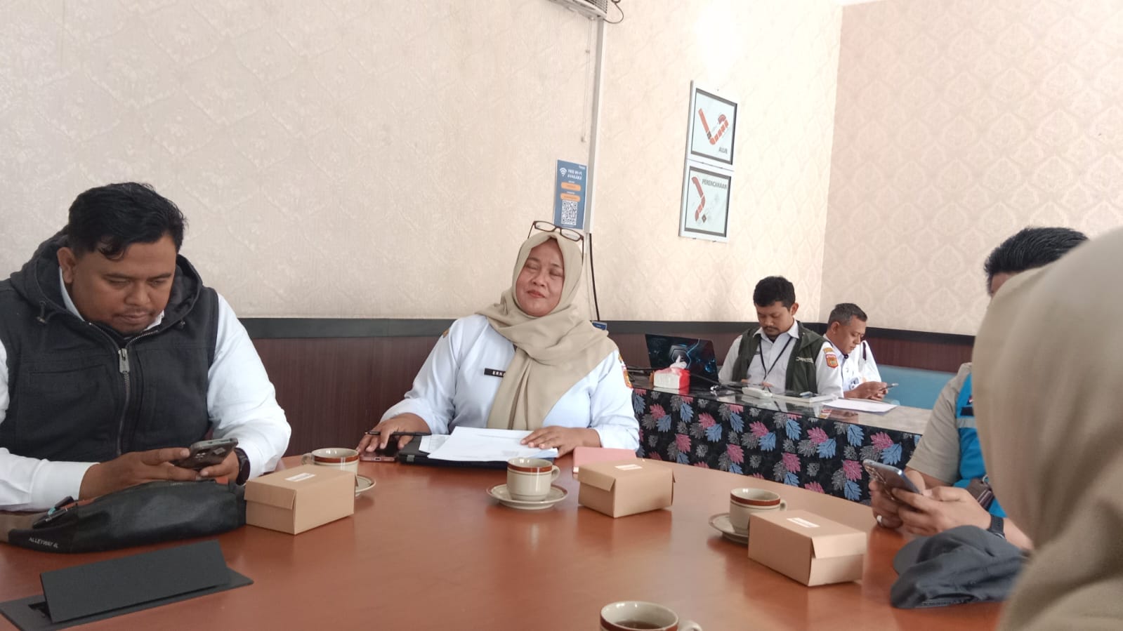 kecamatan-kejajar-ikuti-rakor-program-listrik-pedesaan-di-bappeda